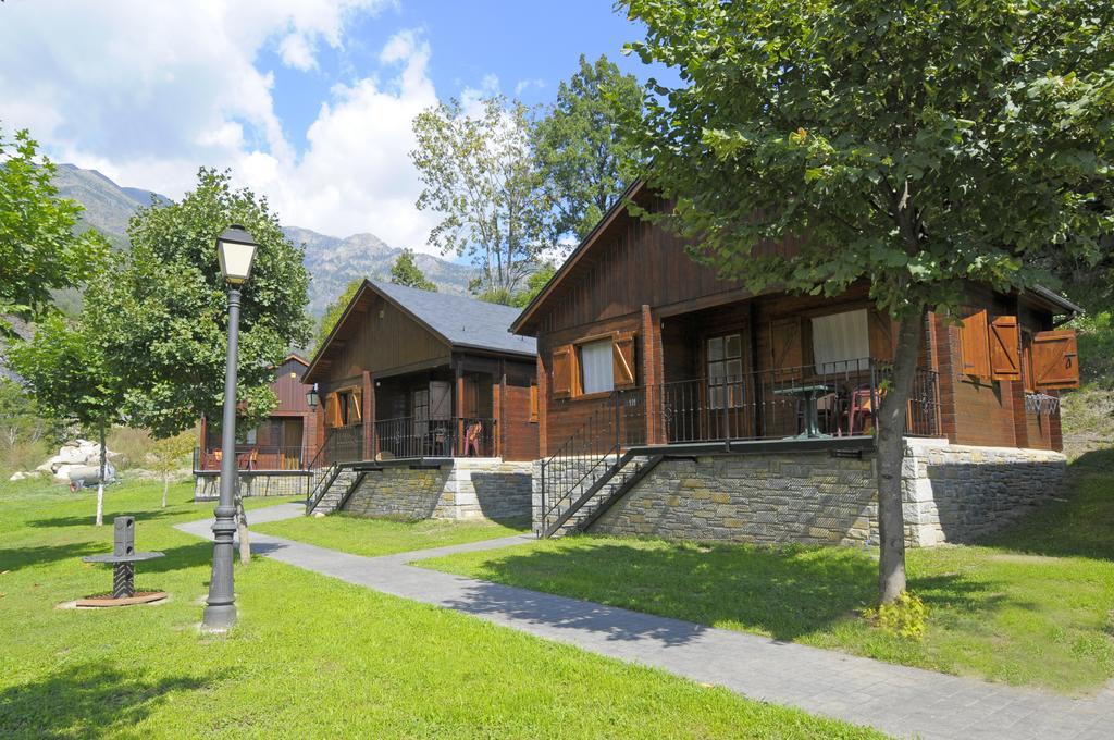 Bungalows La Borda D'Arnaldet Villanova Exterior foto