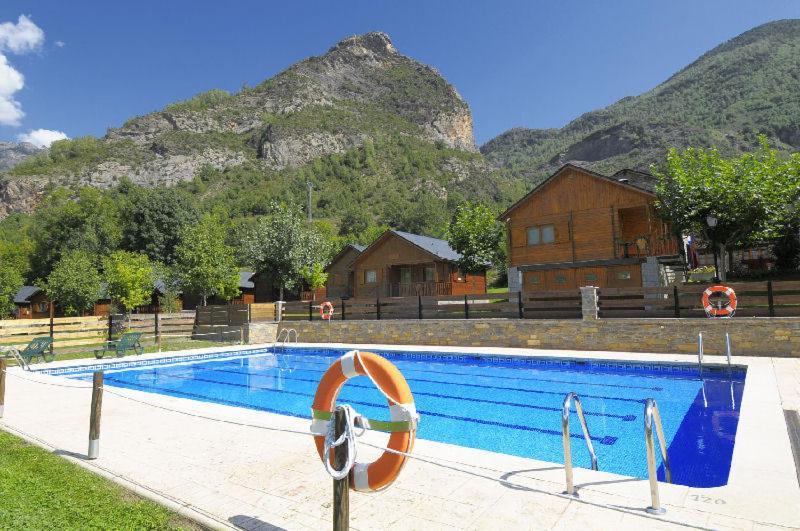 Bungalows La Borda D'Arnaldet Villanova Exterior foto
