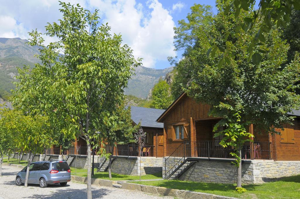 Bungalows La Borda D'Arnaldet Villanova Exterior foto