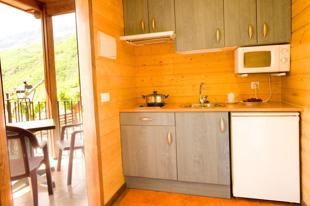 Bungalows La Borda D'Arnaldet Villanova Exterior foto