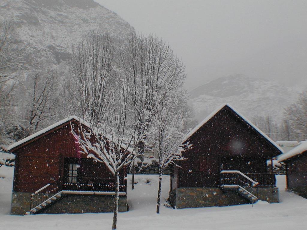 Bungalows La Borda D'Arnaldet Villanova Exterior foto